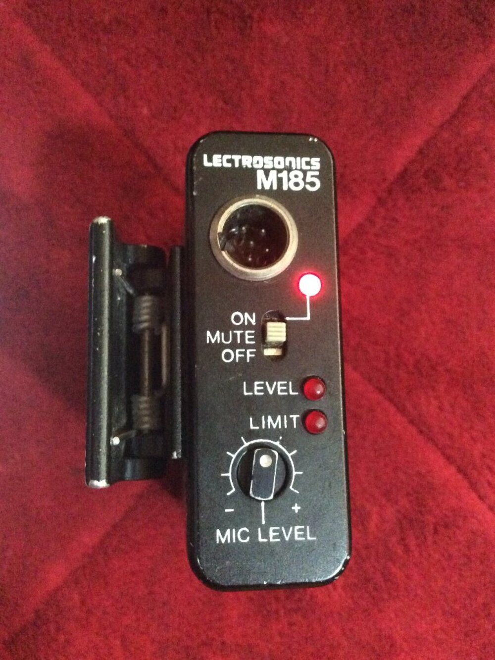 Vintage Lectrosonics M185 VHF Analog Belt-Pack Microphone Transmitter